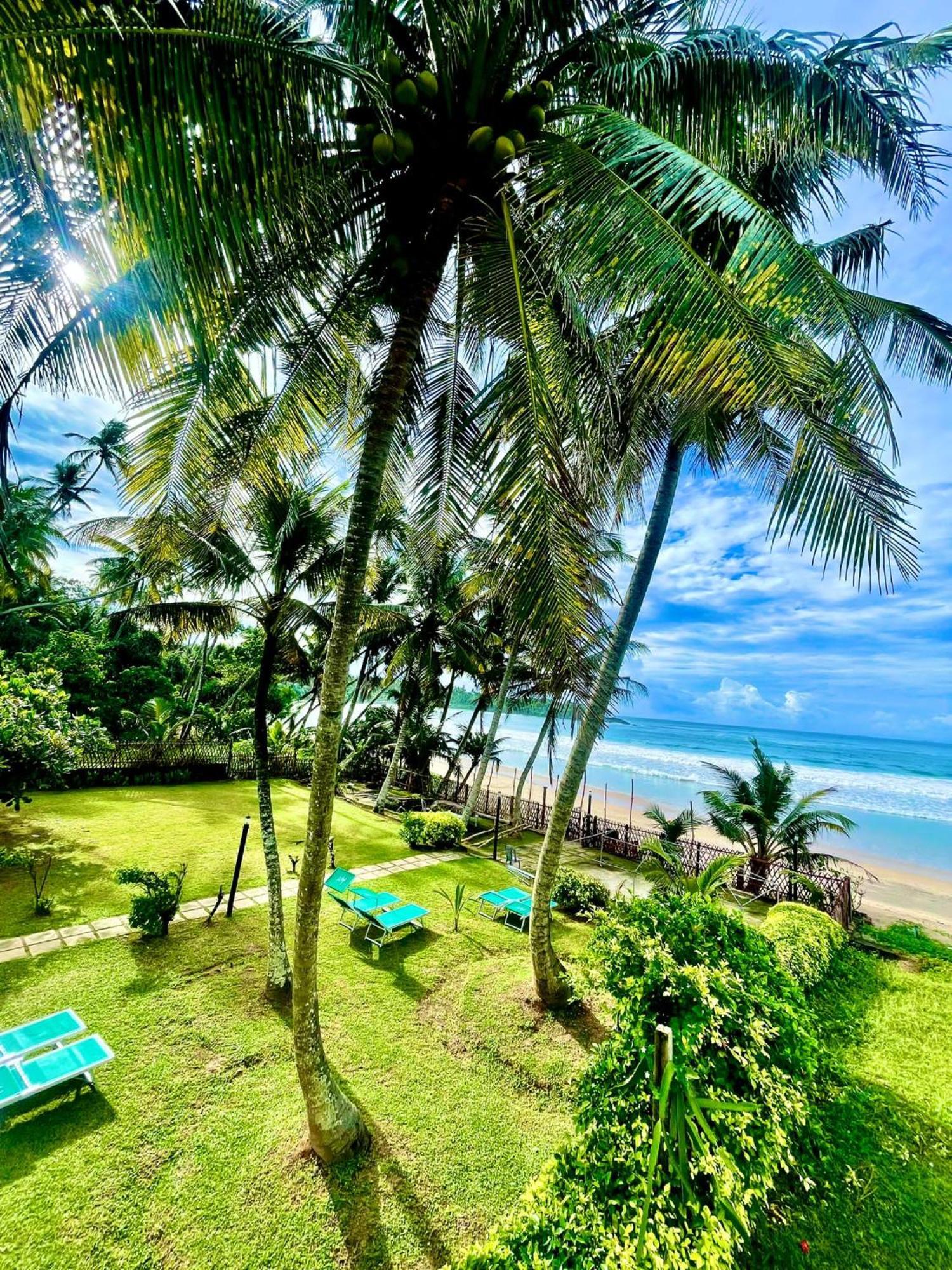 Amaya Beach Hotel Dikwella Luaran gambar