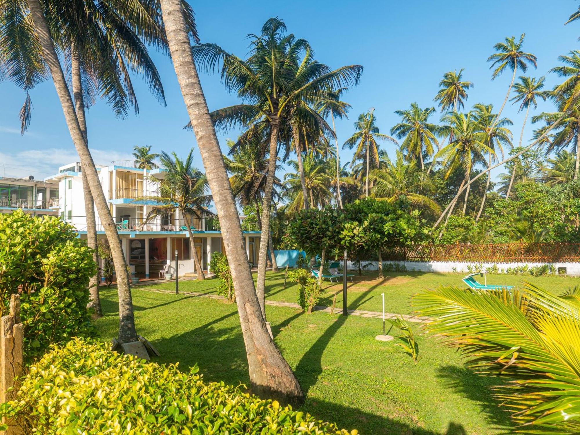 Amaya Beach Hotel Dikwella Luaran gambar