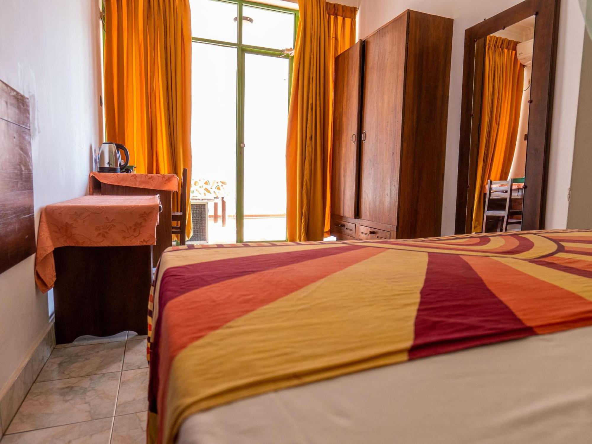 Amaya Beach Hotel Dikwella Luaran gambar