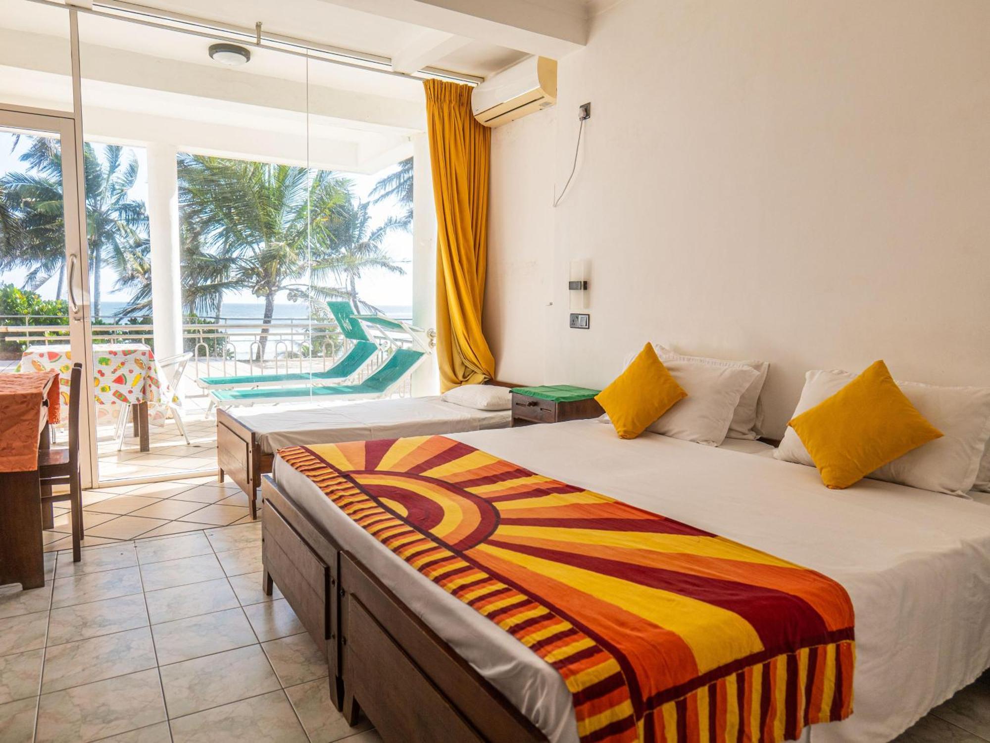 Amaya Beach Hotel Dikwella Luaran gambar